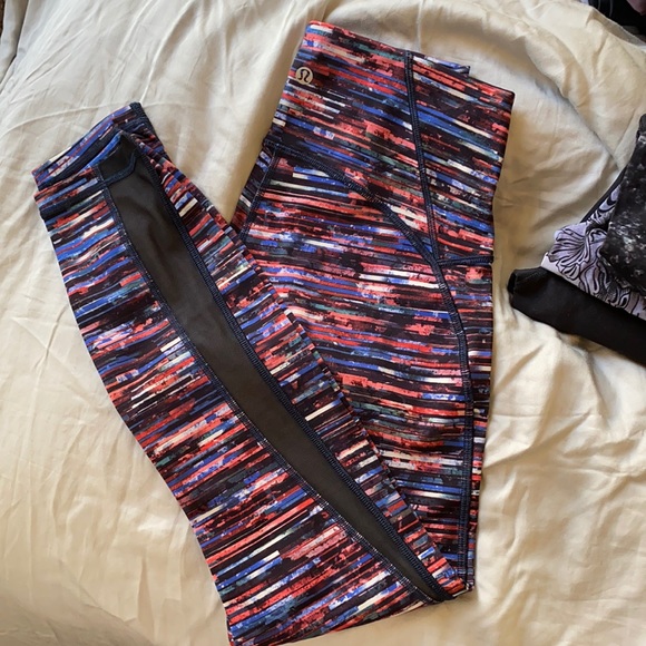 Lululemon 7/8th length size 6 great condition - Picture 2 of 2